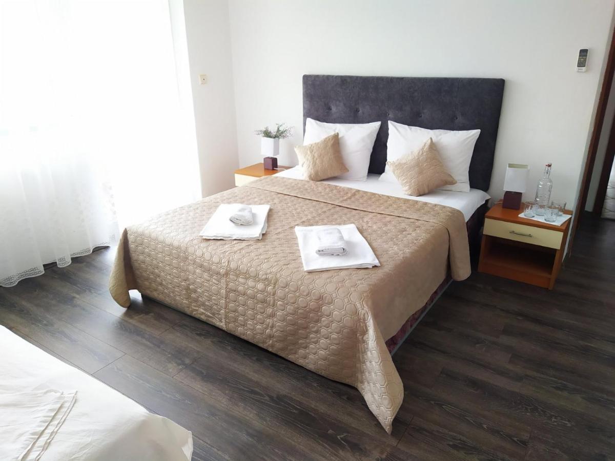 Villa Goda Tučepi Extérieur photo